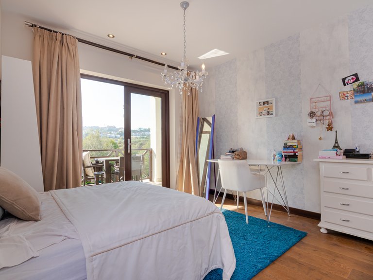 Villa for Sale in Marbella, Malaga 25