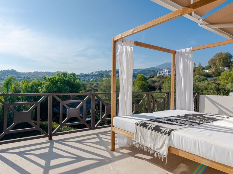 Villa for Sale in Marbella, Malaga 26