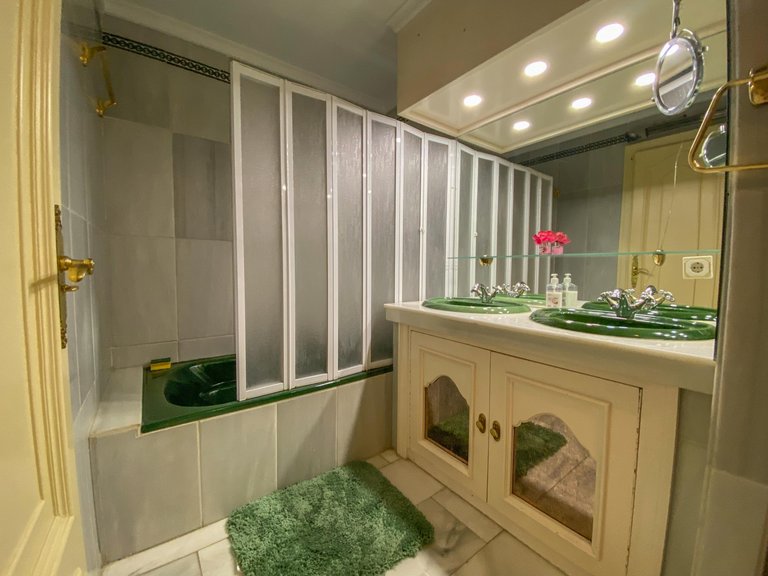Apartment for Sale in Marbella, Malaga 14