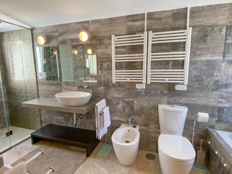 Villa for Sale in Marbella, Malaga 26