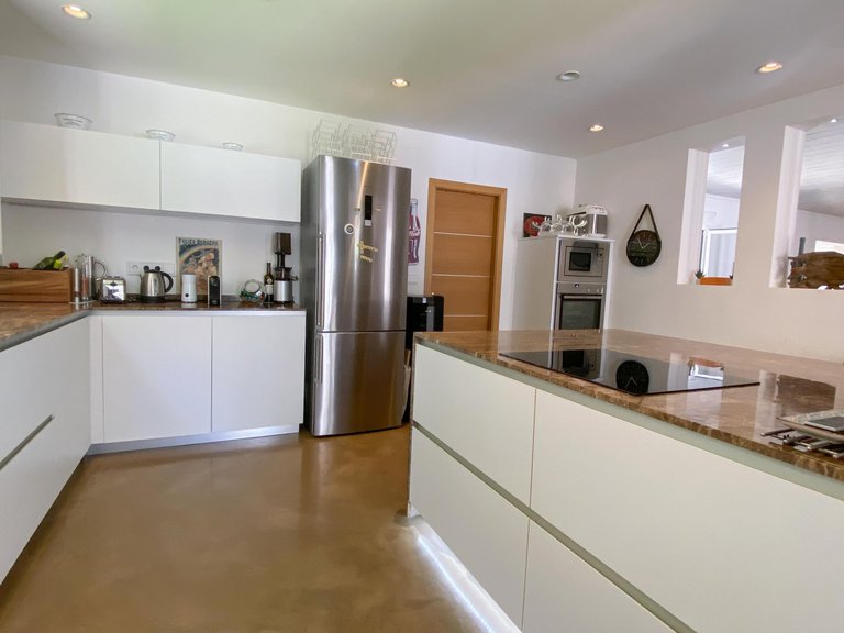 Villa for Sale in Marbella, Malaga 16