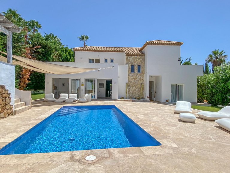 Villa for Sale in Marbella, Malaga 1