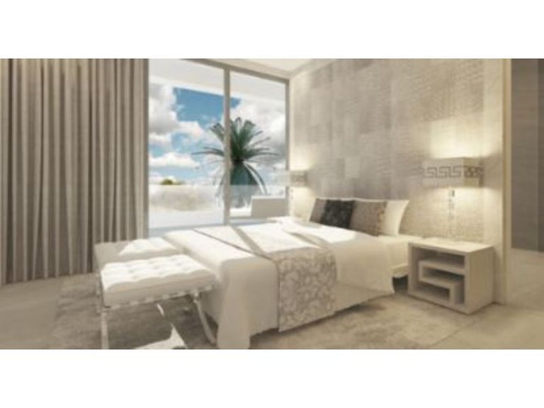 Villa for Sale in Marbella, Malaga 3