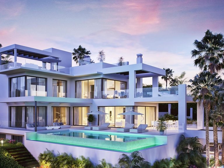 Villa for Sale in Marbella, Malaga 1