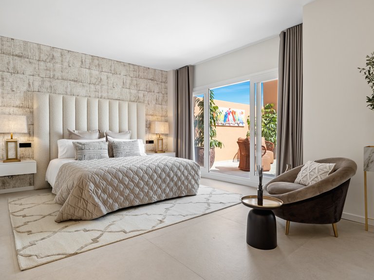 Apartment for Sale in Marbella, Malaga 16