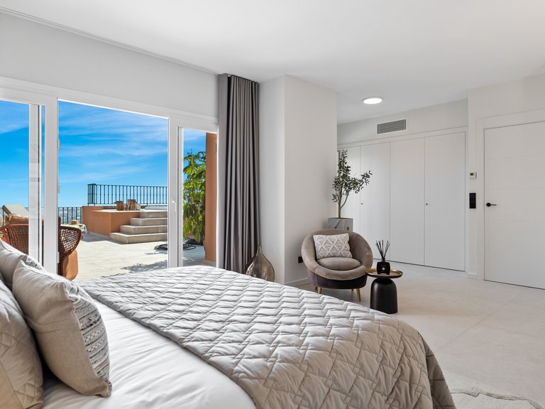 Apartment for Sale in Marbella, Malaga 18