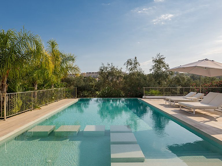Villa for Sale in Marbella, Malaga 24