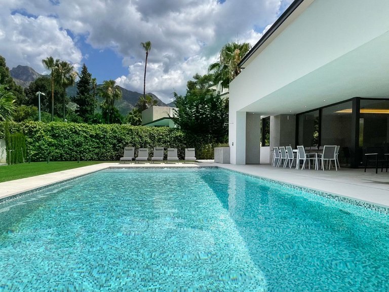 Villa for Sale in Marbella, Malaga 1