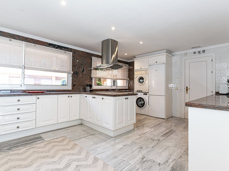 Apartment for Sale in Marbella, Malaga 6