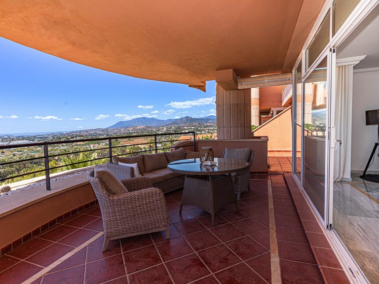 Apartment for Sale in Marbella, Malaga 31