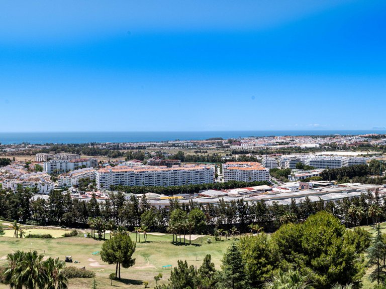 Apartment for Sale in Marbella, Malaga 37