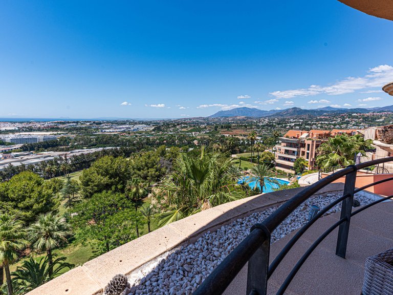 Apartment for Sale in Marbella, Malaga 35