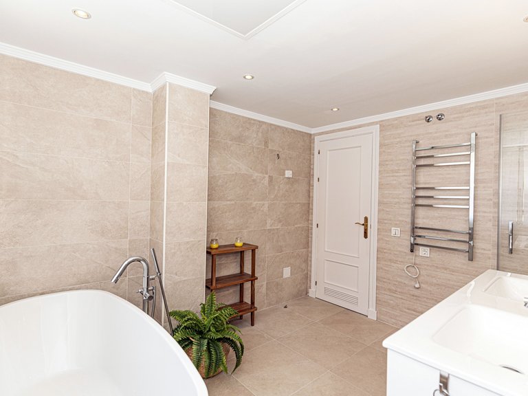 Apartment for Sale in Marbella, Malaga 4