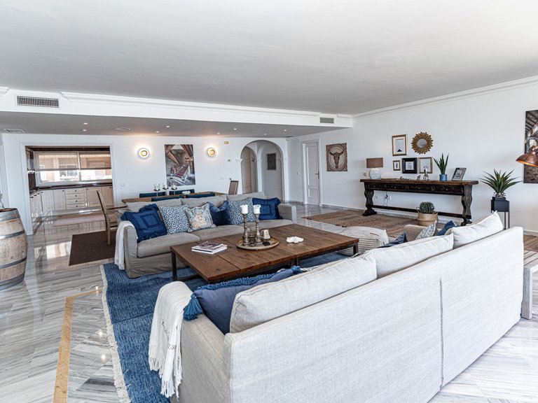Apartment for Sale in Marbella, Malaga 25