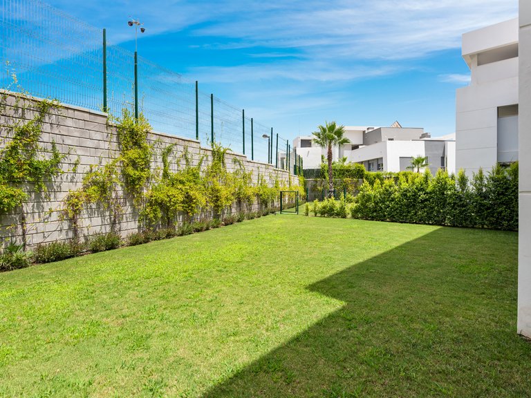 Apartment for Sale in Marbella, Malaga 24