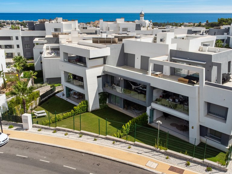 Apartment for Sale in Marbella, Malaga 34