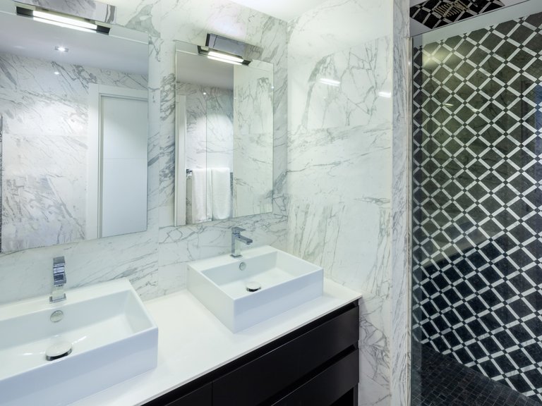 Apartment for Sale in Marbella, Malaga 15