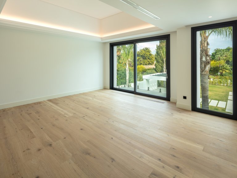 Villa for Sale in Marbella, Malaga 16