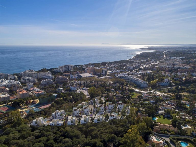 Villa for Sale in Marbella, Malaga 10