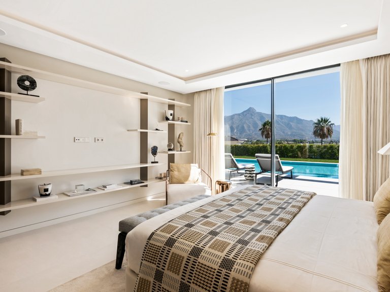 Villa for Sale in Marbella, Malaga 32