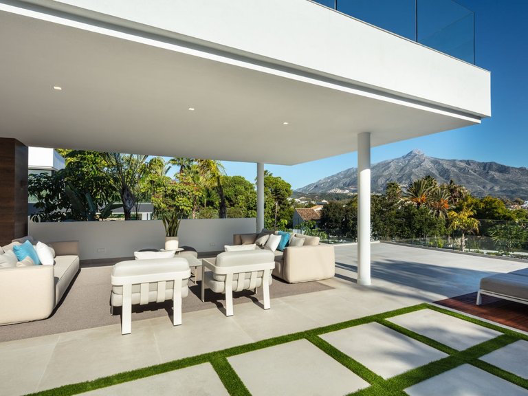 Villa for Sale in Marbella, Malaga 34