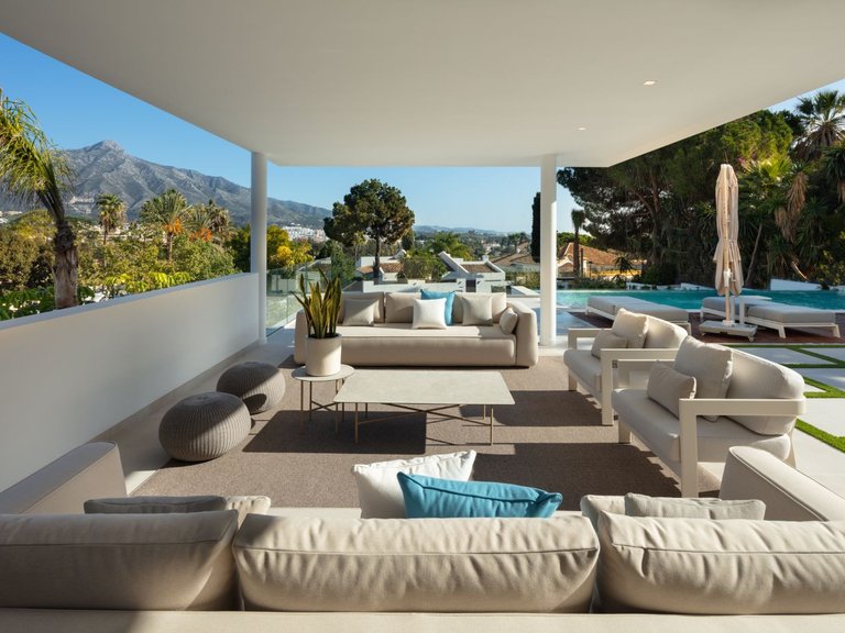 Villa for Sale in Marbella, Malaga 6