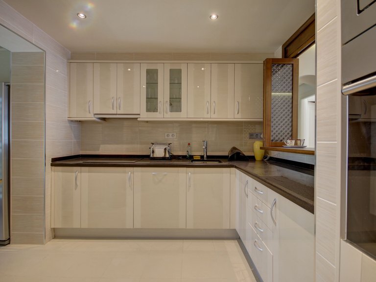 Apartment for Sale in Marbella, Malaga 5