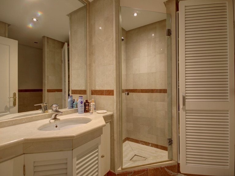 Apartment for Sale in Marbella, Malaga 12