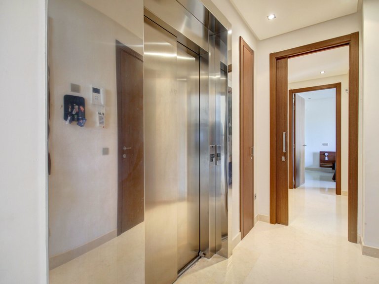 Apartment for Sale in Marbella, Malaga 19