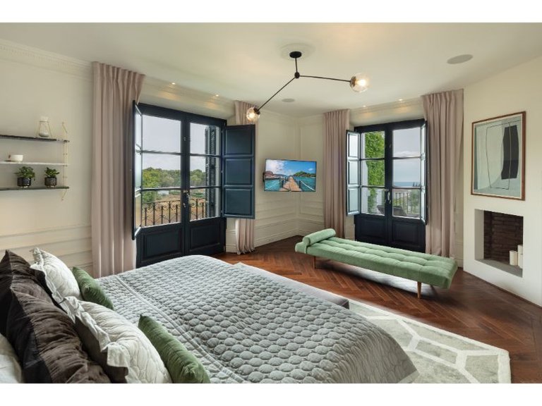 Villa for Sale in Marbella, Malaga 4