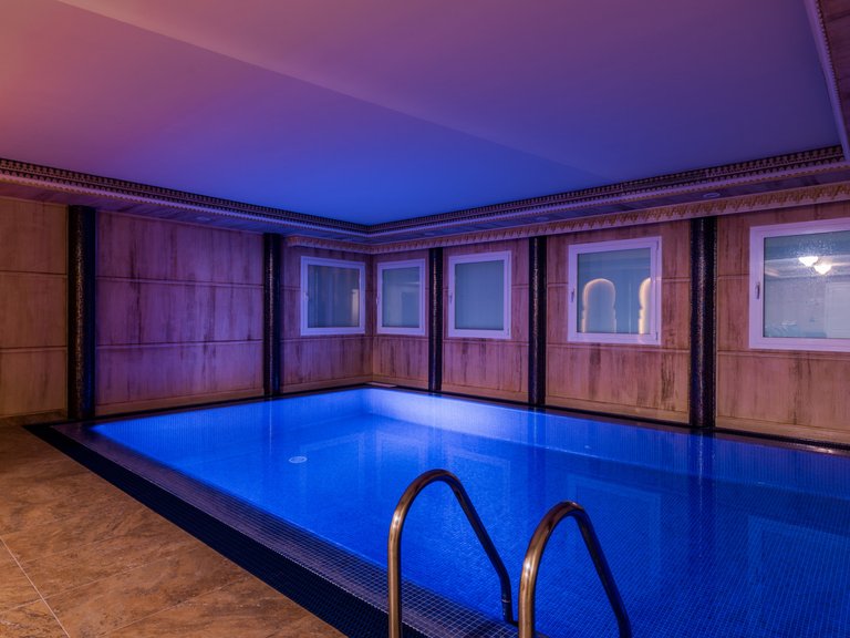 Villa for Sale in Marbella, Malaga 6