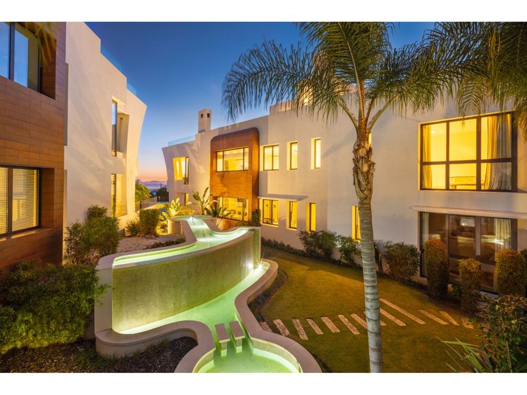 Apartment for Sale in Marbella, Malaga 30