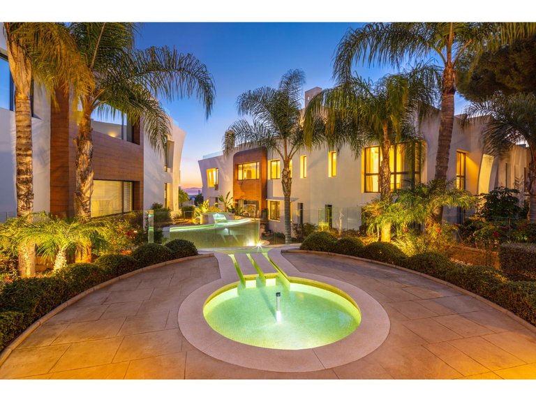 Apartment for Sale in Marbella, Malaga 29