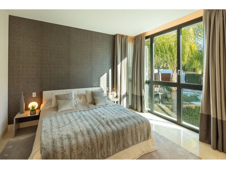 Apartment for Sale in Marbella, Malaga 12