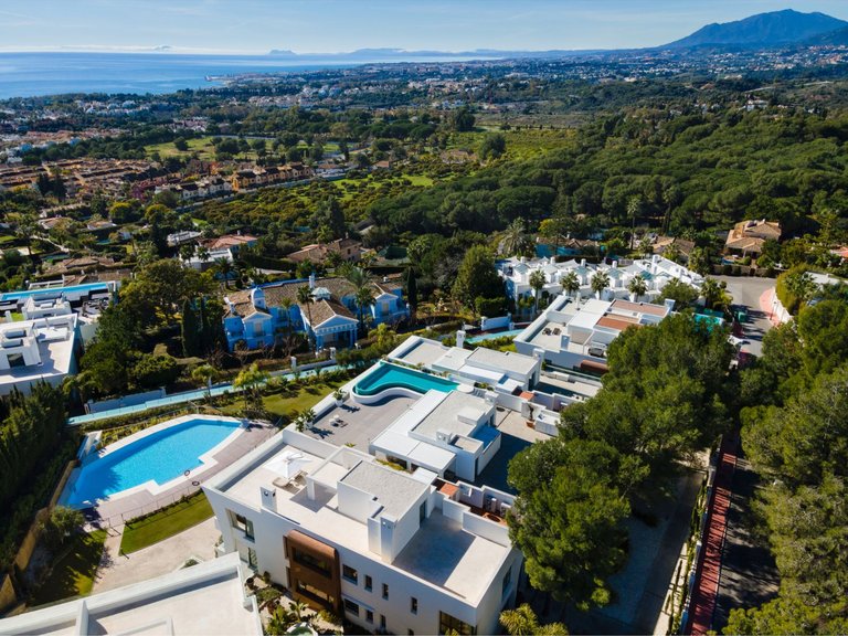 Apartment for Sale in Marbella, Malaga 34