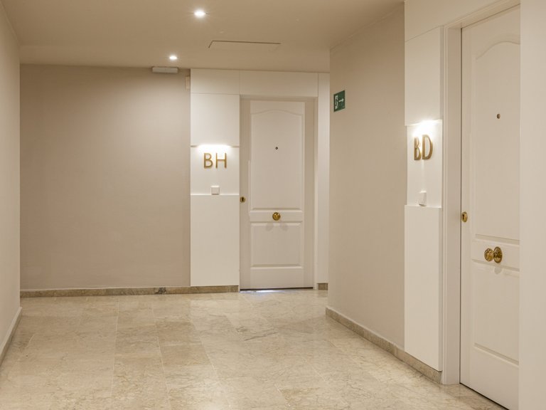 Apartment for Sale in Marbella, Malaga 7