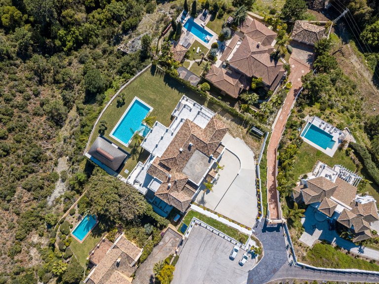Villa for Sale in Marbella, Malaga 3