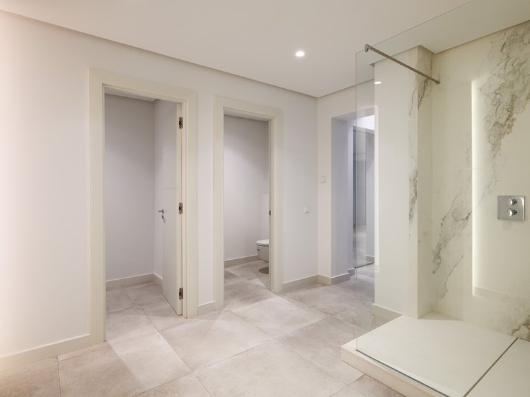 Villa for Sale in Marbella, Malaga 30