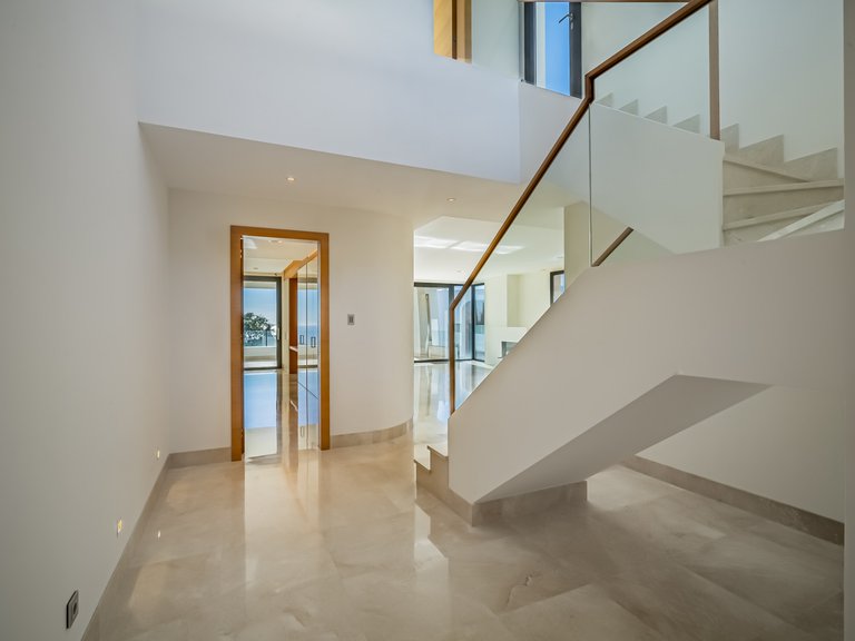 Apartment for Sale in Marbella, Malaga 24