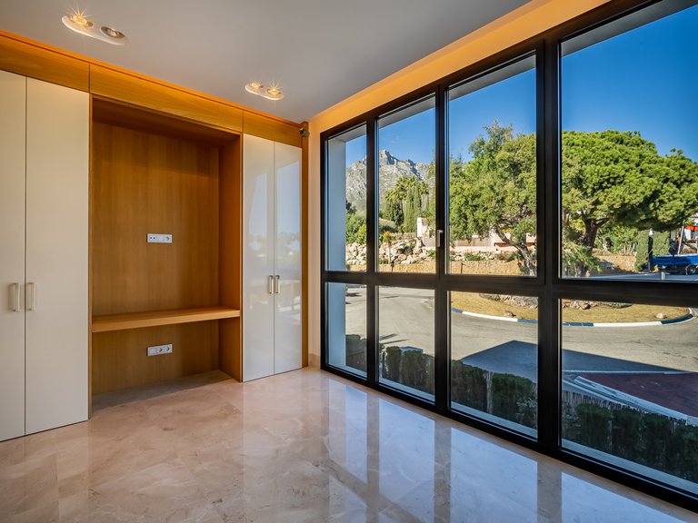 Apartment for Sale in Marbella, Malaga 19