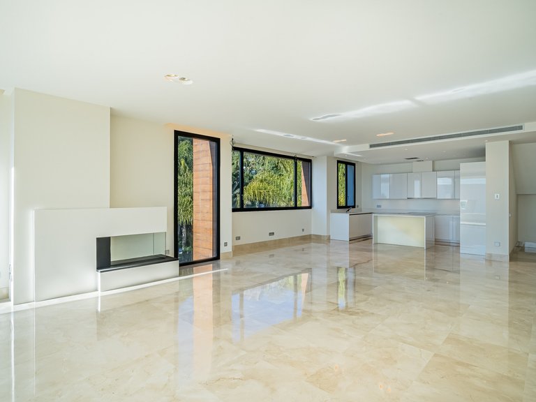 Apartment for Sale in Marbella, Malaga 4