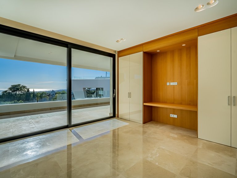 Apartment for Sale in Marbella, Malaga 16