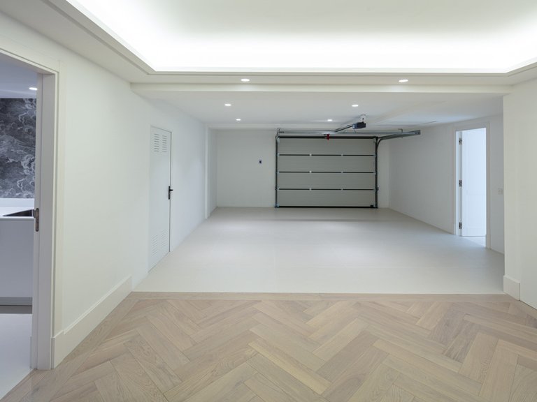 Villa for Sale in Marbella, Malaga 37