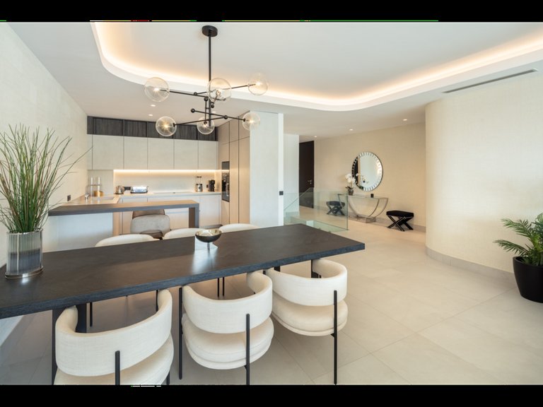 Apartment for Sale in Marbella, Malaga 15