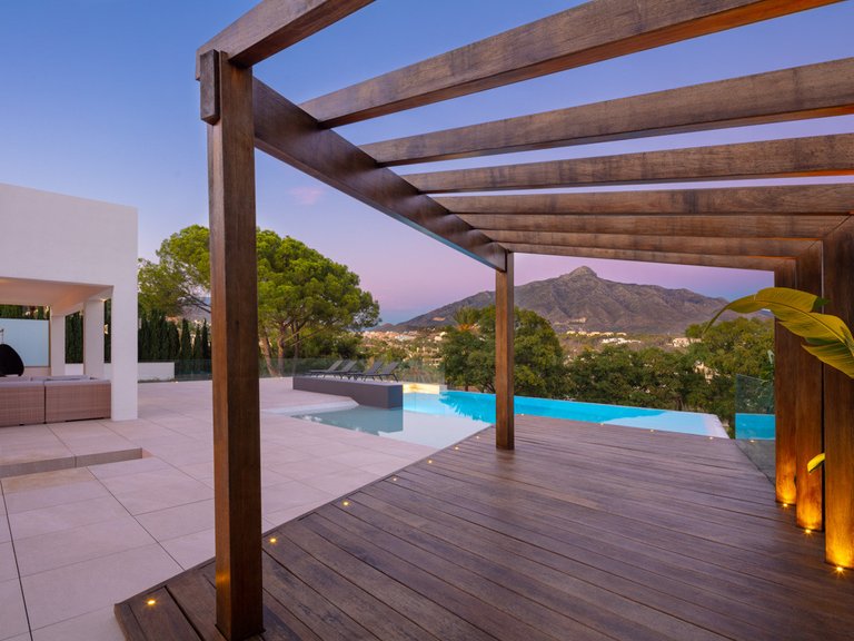 Villa for Sale in Marbella, Malaga 26