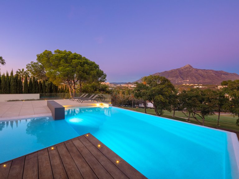 Villa for Sale in Marbella, Malaga 27