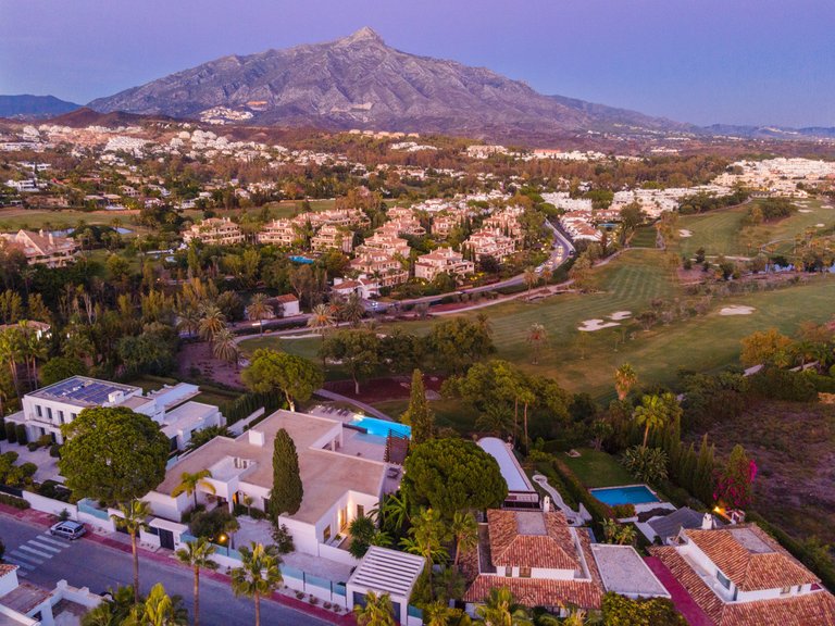 Villa for Sale in Marbella, Malaga 34