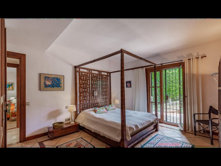 Villa for Rent in Benahavis, Malaga 18
