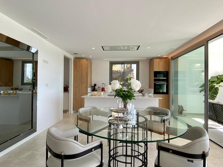 Villa for Sale in Marbella, Malaga 20