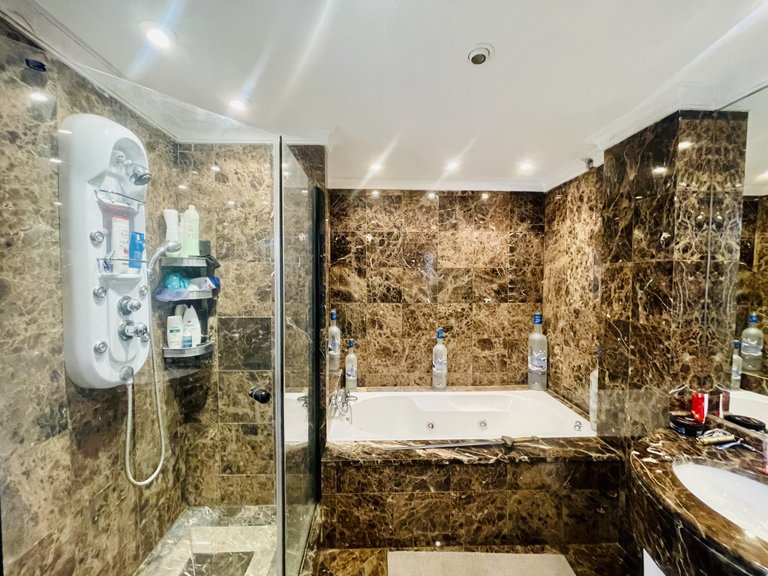 Apartment for Sale in Marbella, Malaga 31